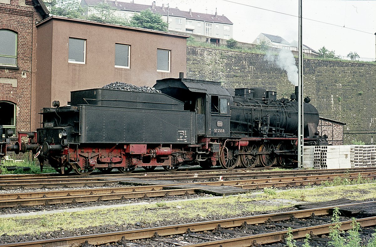 57 2559   im Bw Hagen