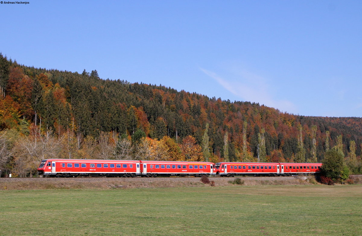 611 020-8 und 611 010-0 als RE 3208 (Ulm Hbf-Donaueschingen) bei Möhringen 15.10.18