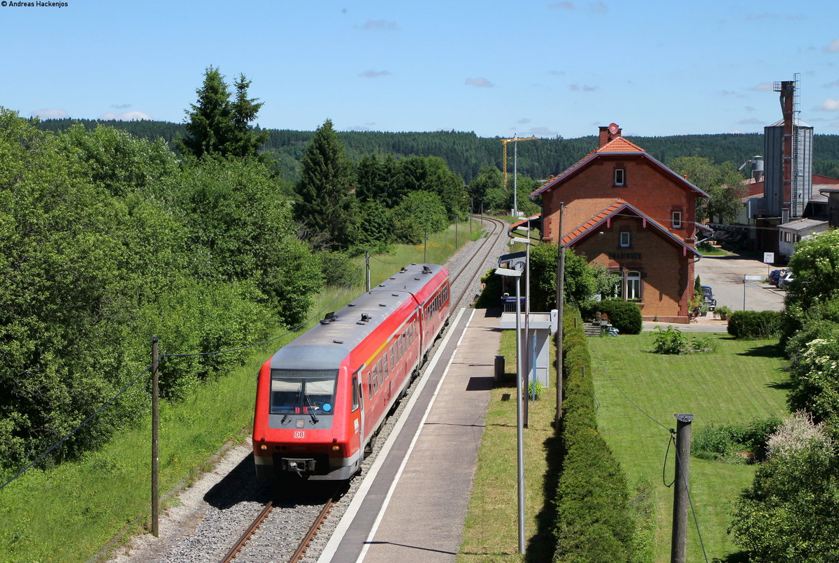 611 036-5 als RE 22309 (Rottweil-Neustadt(Schwarzw)) in Unadingen 22.6.16