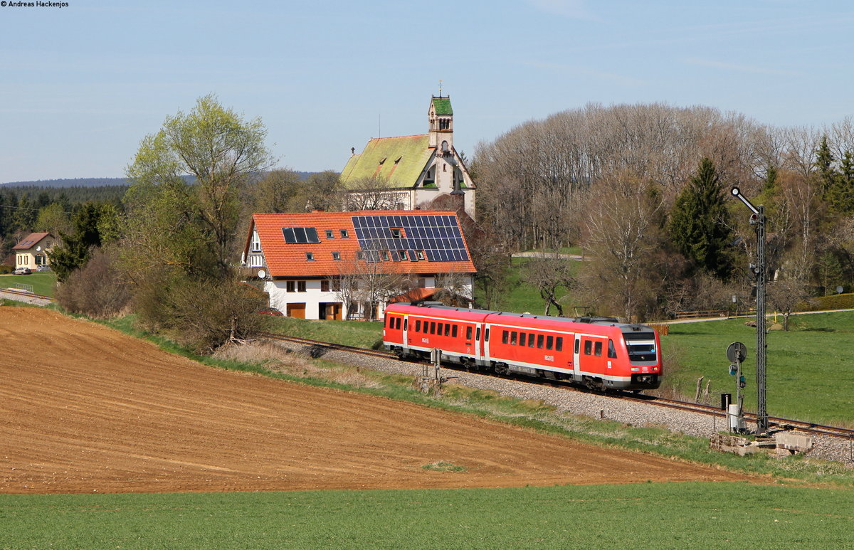611 108-0 als IRE 3213 (Neustadt(Schwarzw)-Ulm Hbf) bei Löffingen 12.4.17
