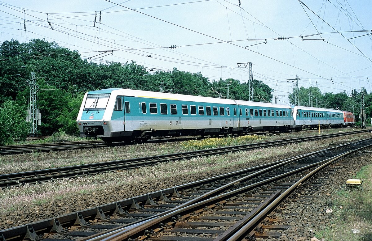 611 515 + 019 + 049  Frankfurt ( M ) - Sportfeld  05.06.98