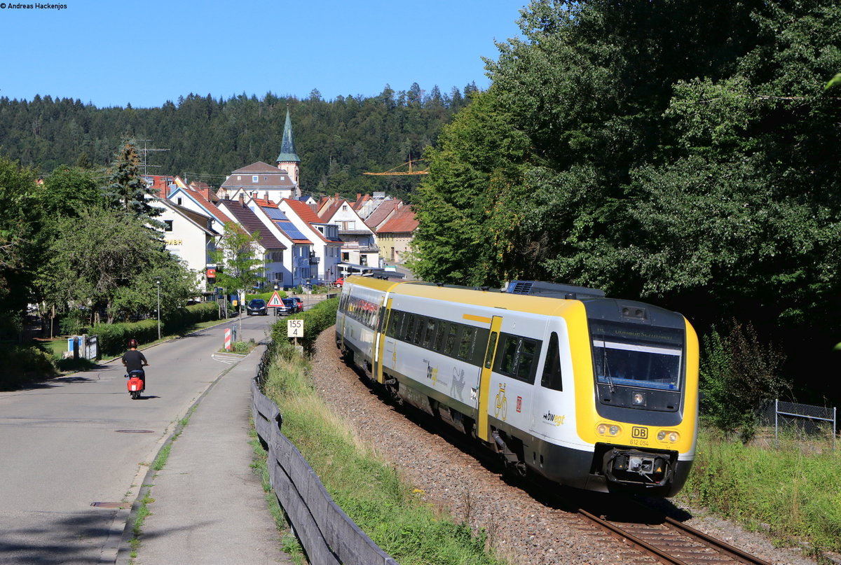 612 054-6 als RE 22318 (Ulm Hbf-Donaueschingen) bei Möhringen 20.8.20