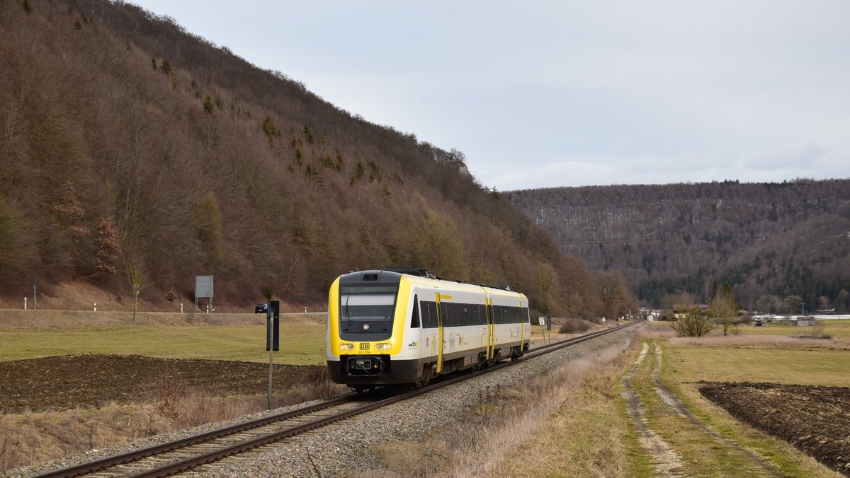 612 054 als RE Ulm - Sigmaringen kurz vor Schelklingen. Aufgenommen am 9.2.2019 13:33