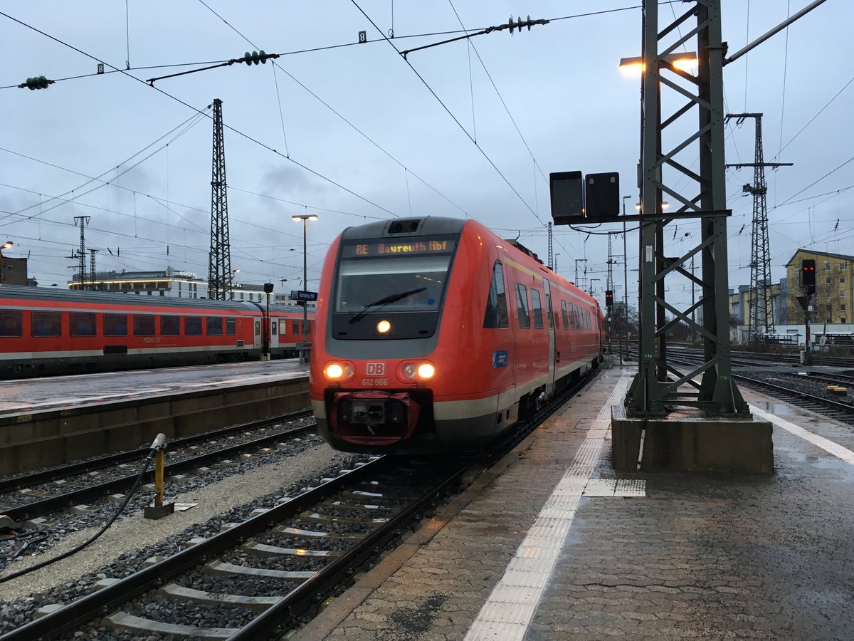 612 066 am 04.01.2018 als Re nach Bayreuth Hbf in Nürnberg Hbf.