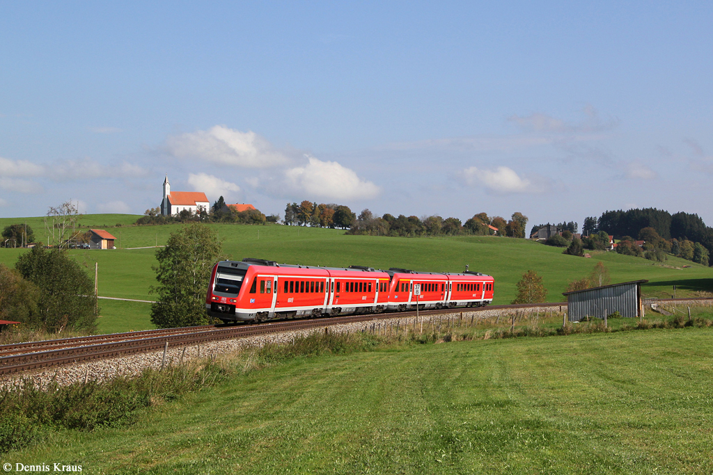 612 558 + 612 057 als RE 3186 am 10.10.2014 bei Görwangs.