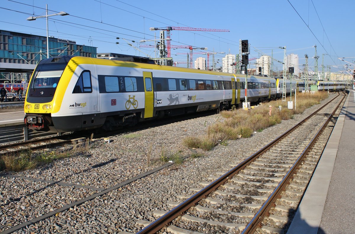 612 628-7 erreicht am 16.11.2018 als IRE22478 von Bieringen den Stuttgarter Hauptbahnhof.