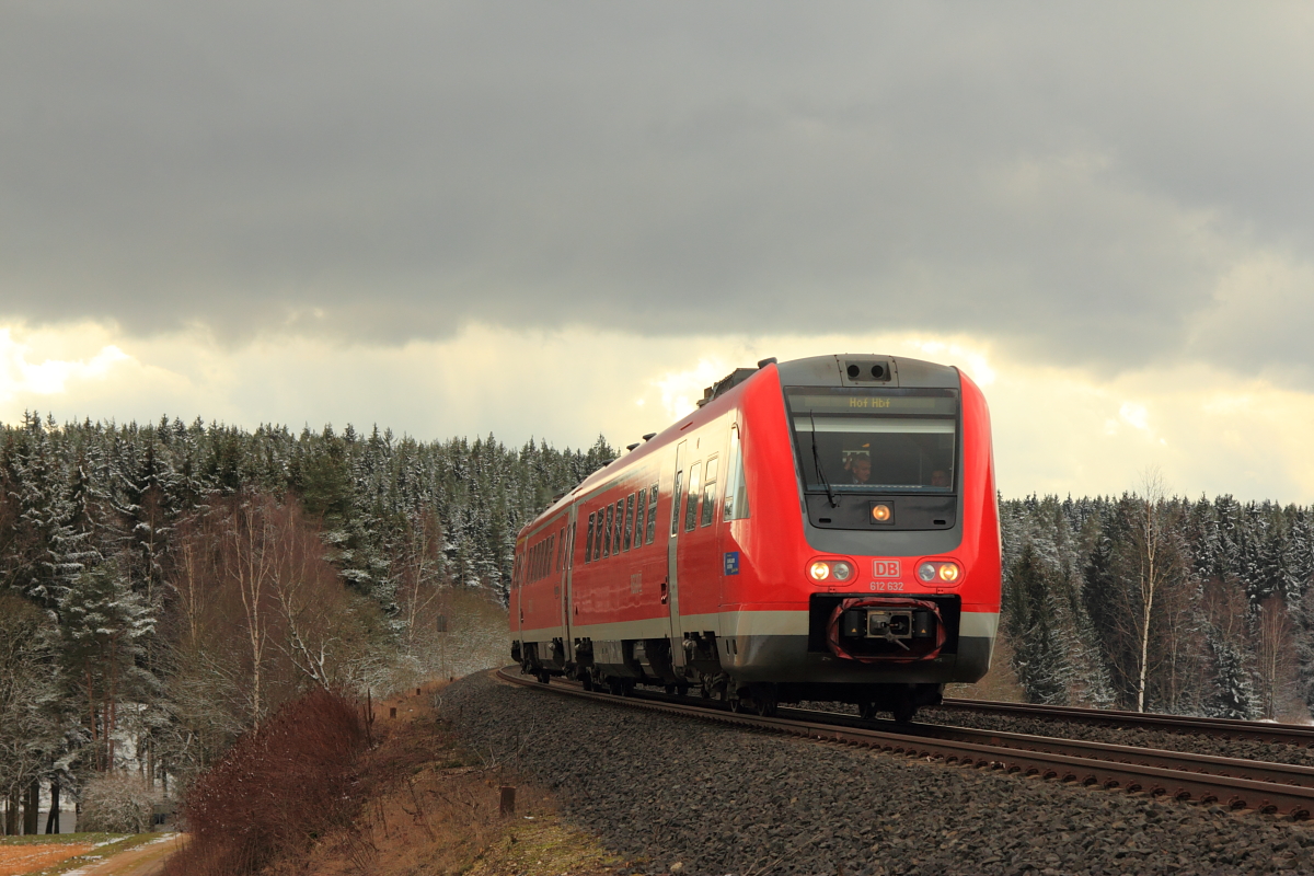 612 632 DB Regio bei Marktleuthen am 25.02.2016.