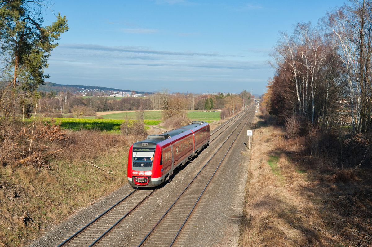 612 641 als RE 5286 von Cheb nach Nürnberg Hbf bei Waldershof, 18.11.2018