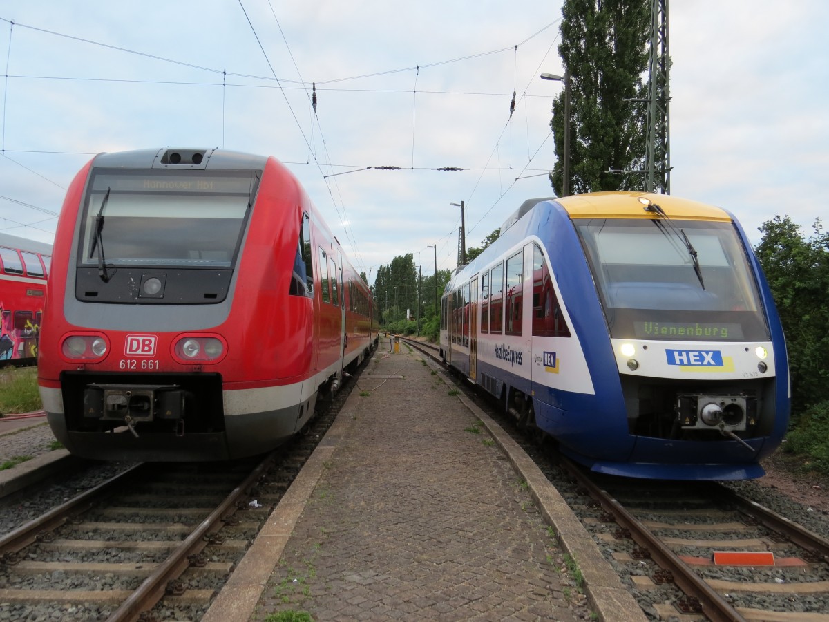 612 661 und VT 875 in Halle (Saale) HBF am 25.05.2014