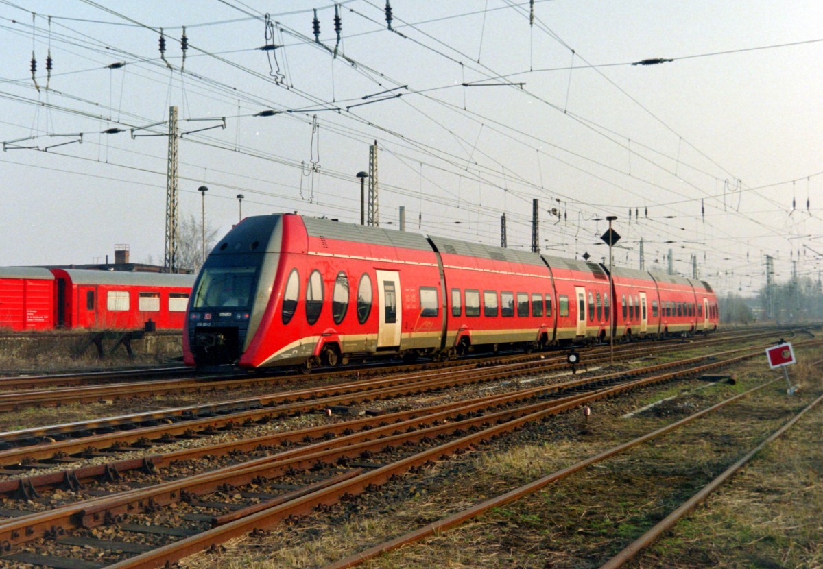 618 501 als RE 36077 (Wittenberge–Magdeburg) am 26.03.2003 in Wittenberge