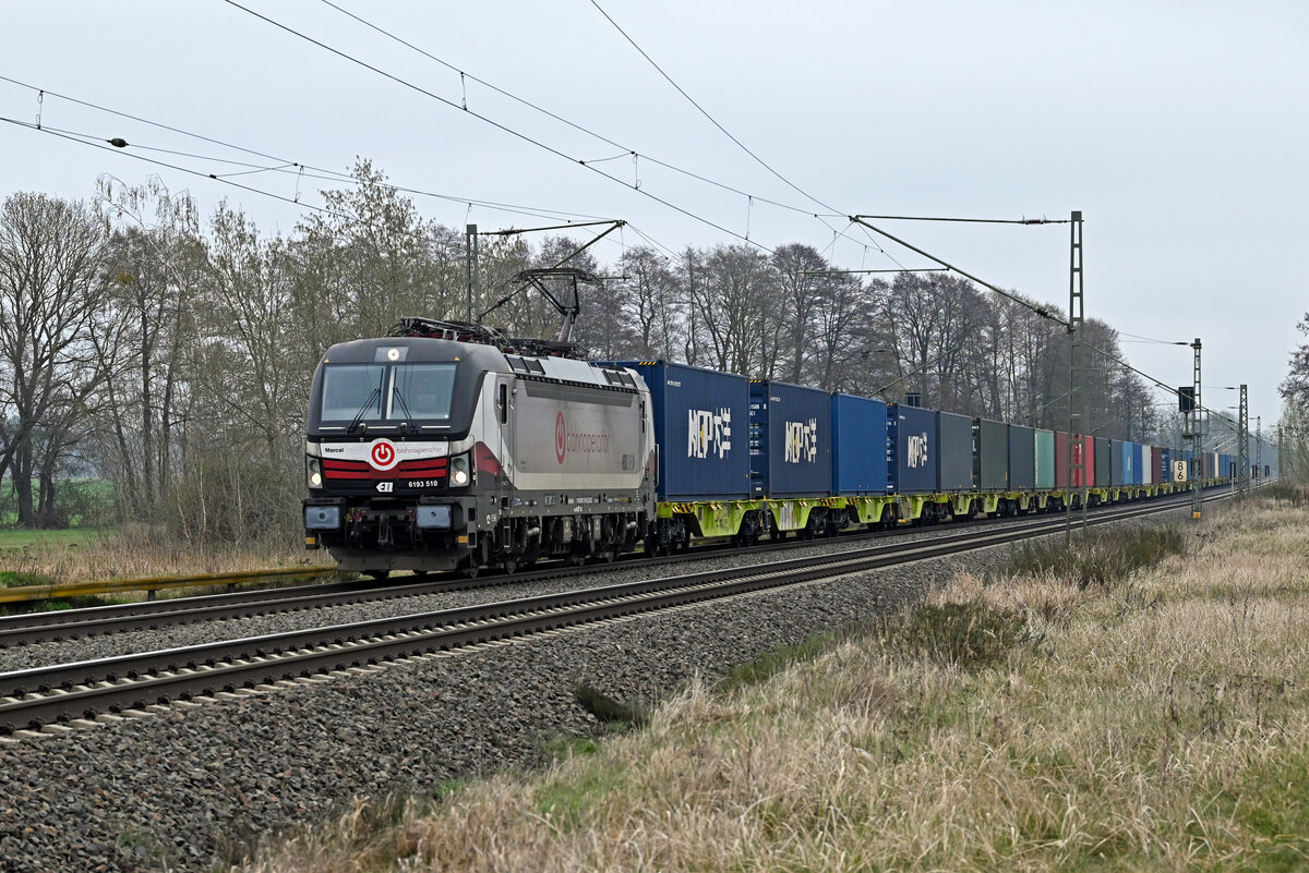 6193 510 des polnischen Bahnoperators f�hrte am 10.04.26 einen Containerzug durch J�trichau Richtung Magdeburg.