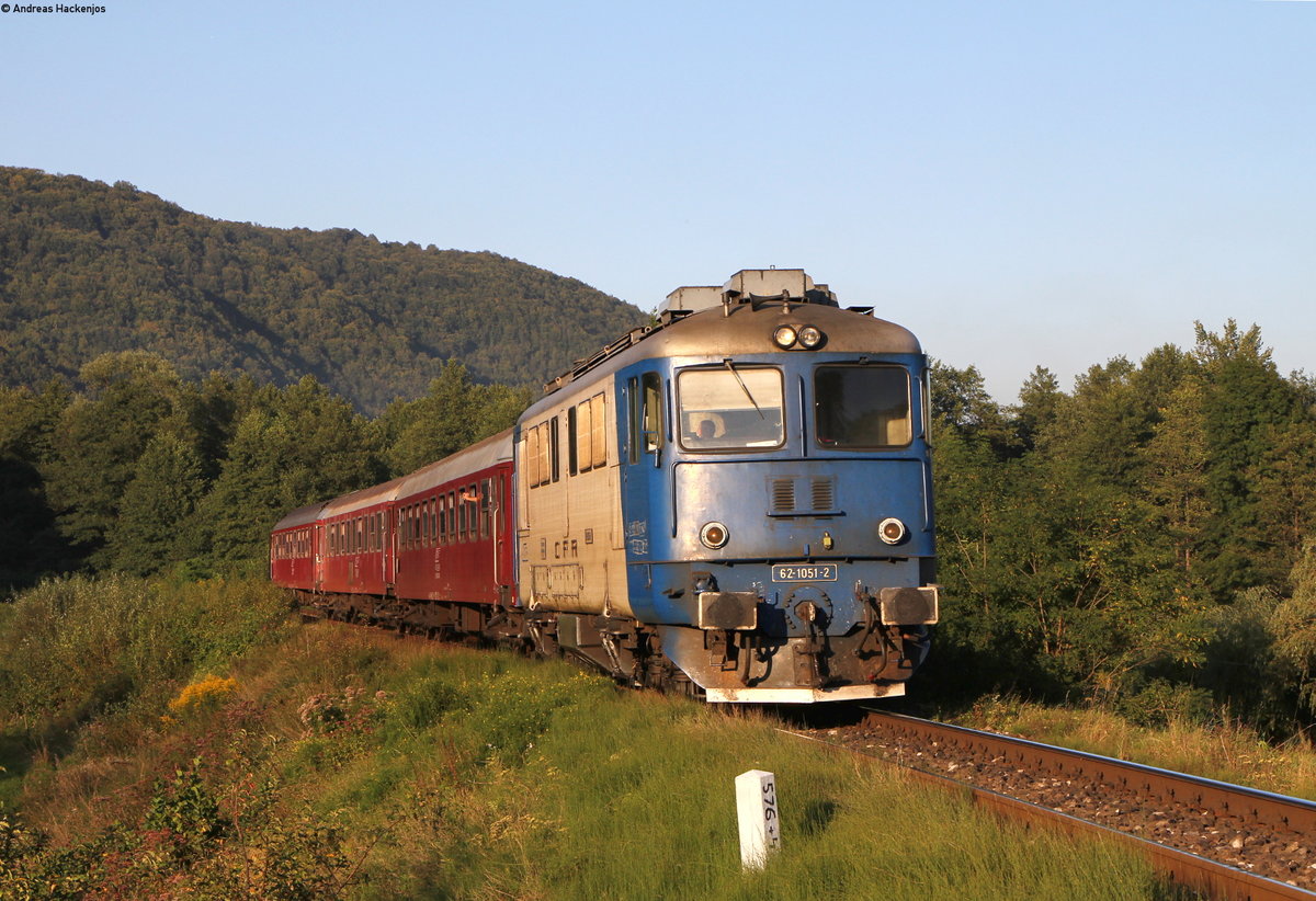 62 1051-2 mit dem R 3075 (Cluj Napoca-Oradea) bei Negreni 2.9.16