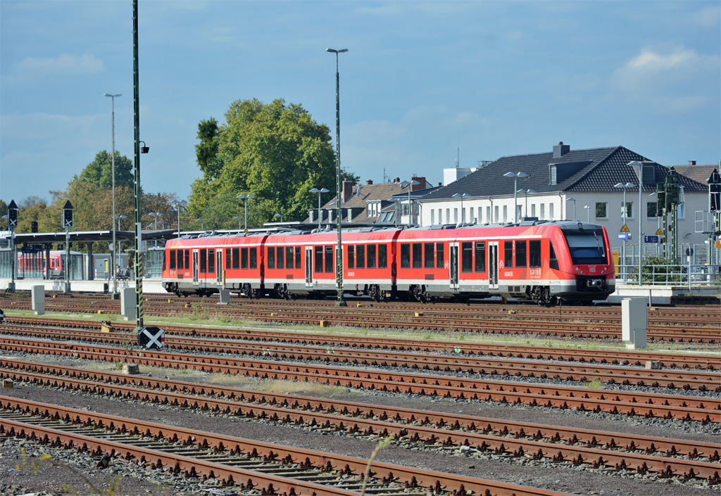 620 013 RB24 bei der Ausfahrt vom Bf Euskirchen - 11.10.2014