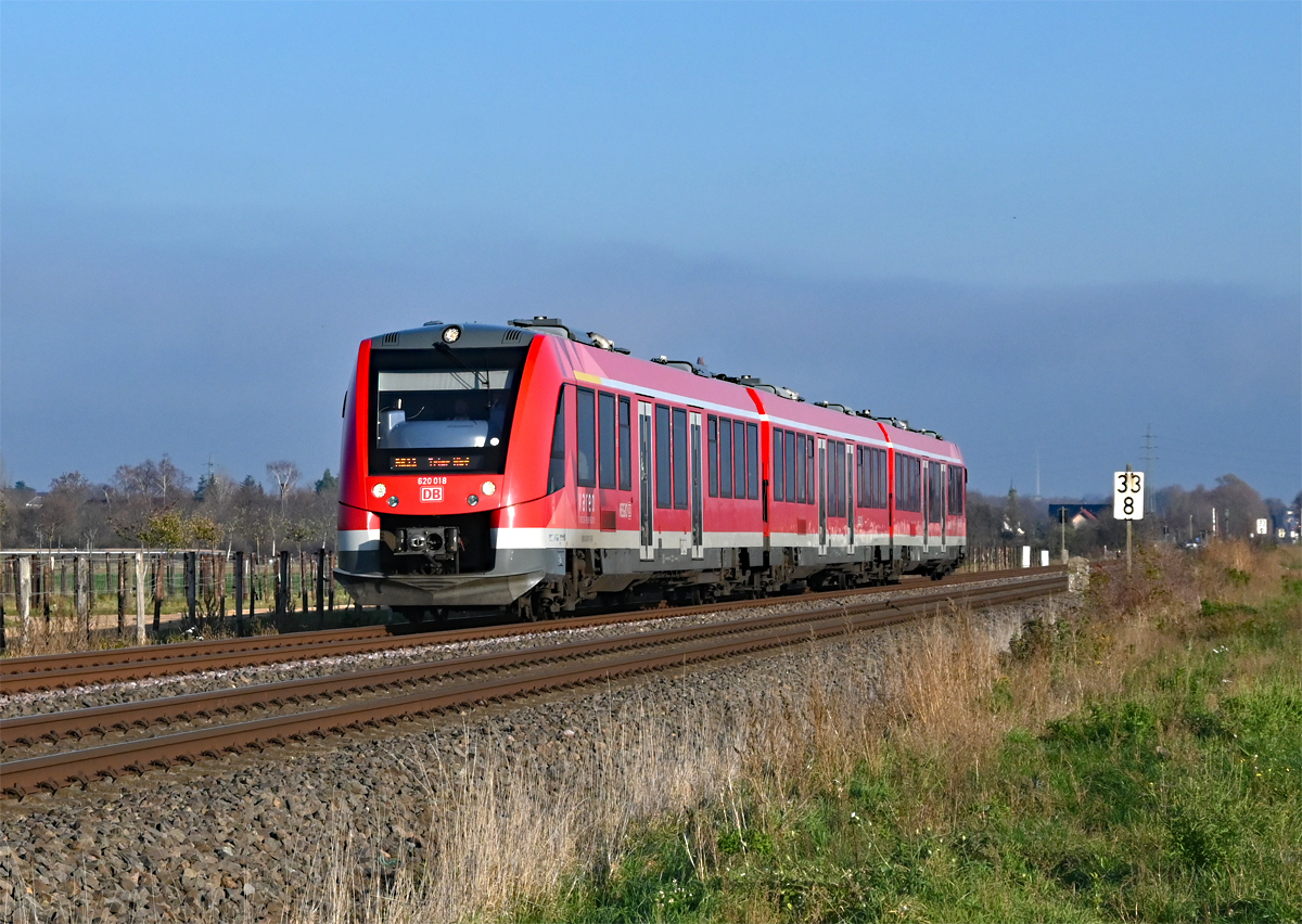 620 018 RE22 nach Trier bei Eu-Wißkirchen - 27.11.2020