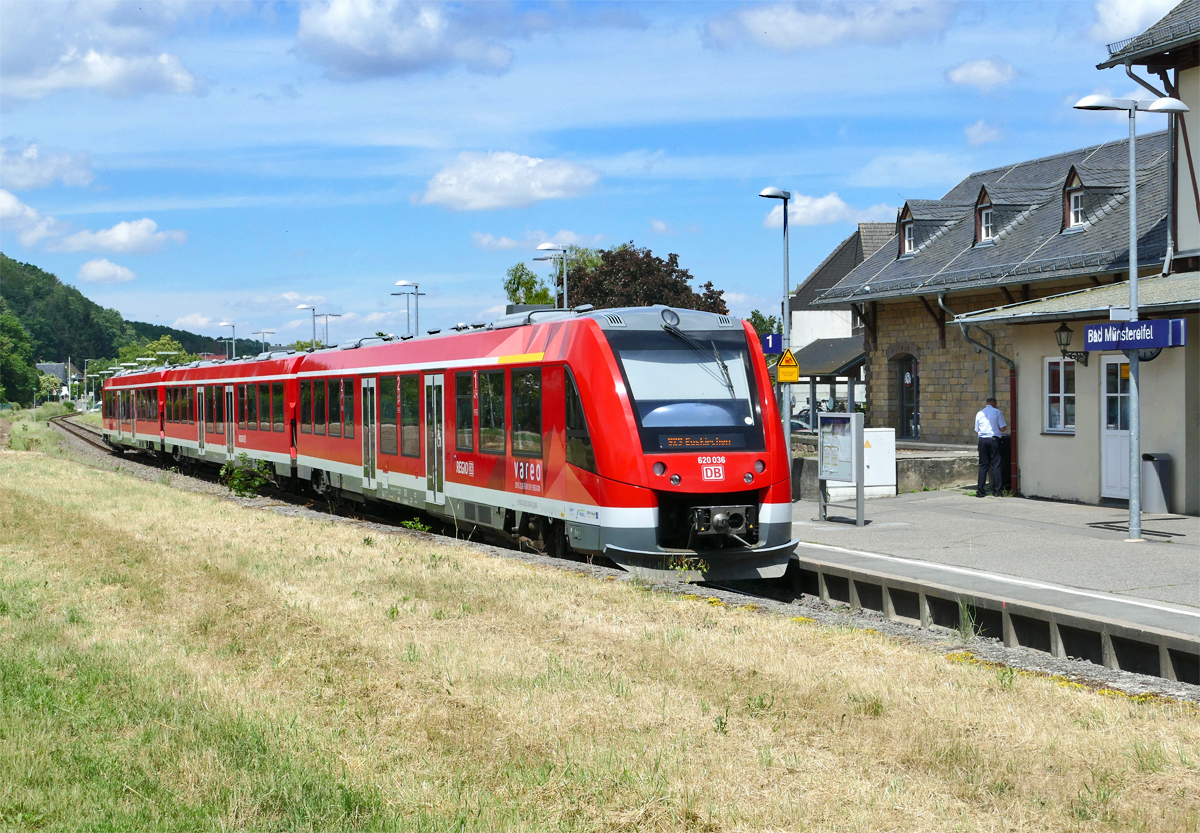 620 036 S23 am Bahnhof Bad-Münstereifel - 12.06.2020