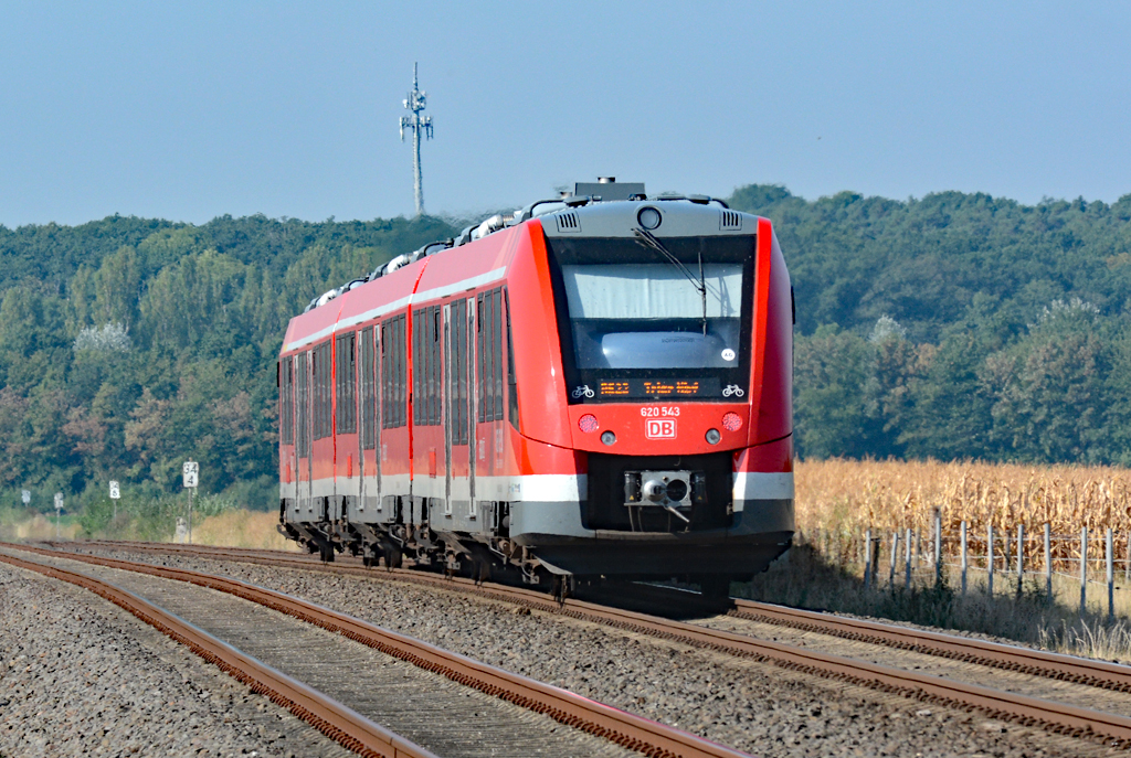 620 043 RE22 nach Trier, kurz hinter Euskirchen - 15.09.2016