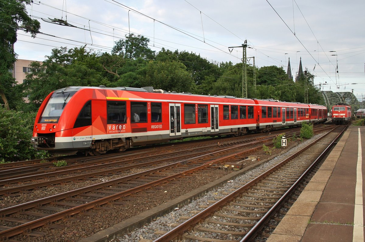 620 045-4 erreicht am 4.7.2017 als RB24 (RB11410)  Eifel-Bahn  von Euskirchen nach Köln Messe/Deutz das Ziel der Fahrt.
