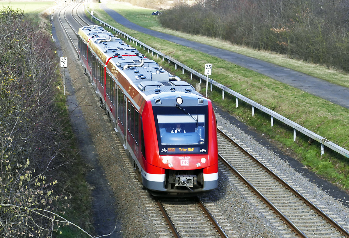 620 507 RE12 nach Trier kurz vor Euskirchen - 13.02.2018