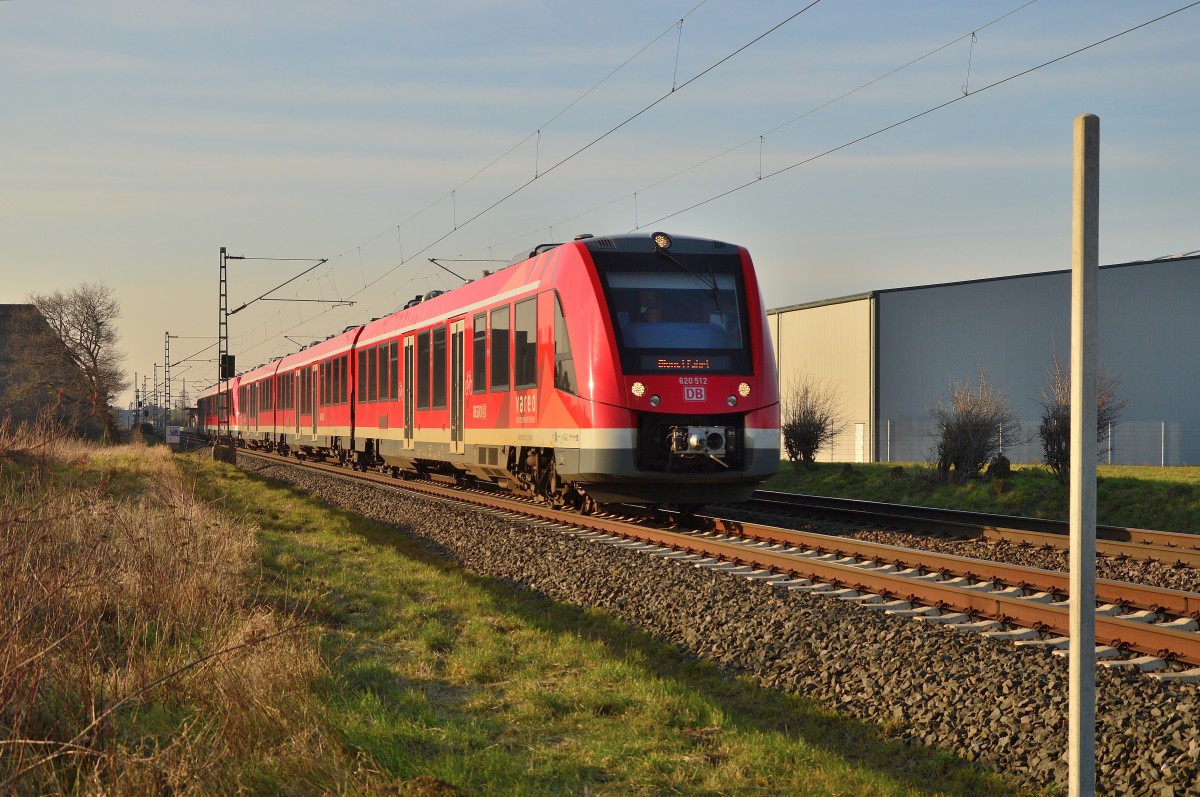620 512 samt dem 622 518 als Dienstfahrt bei Allerheiligen gen Köln fahrend am heutigen Montag den 14.3.2016