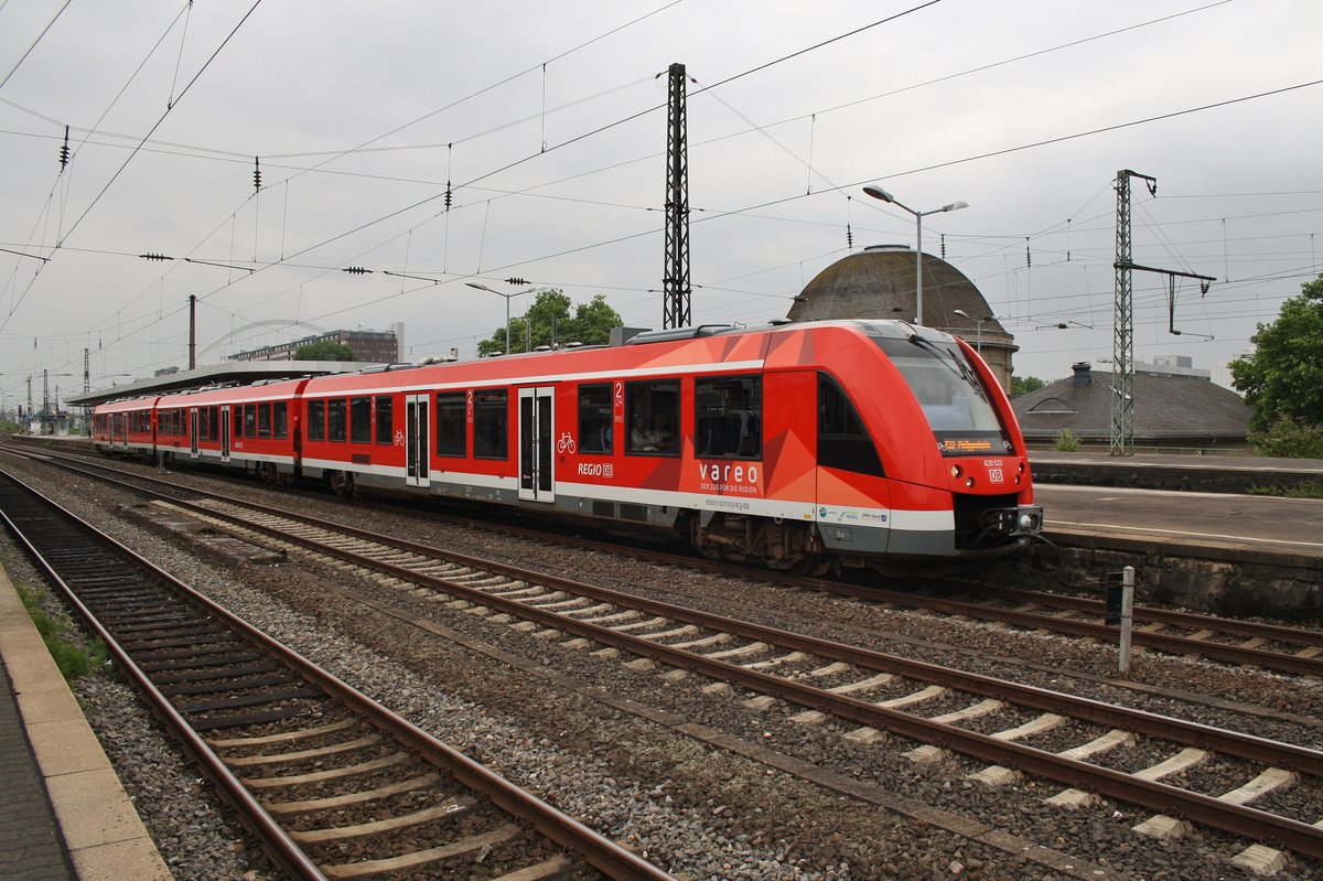 620 533-9 fährt am 2.7.2017 als RE22 (RE11347)  Eifel-Express  nach Philippsheim aus Köln Messe/Deutz aus.