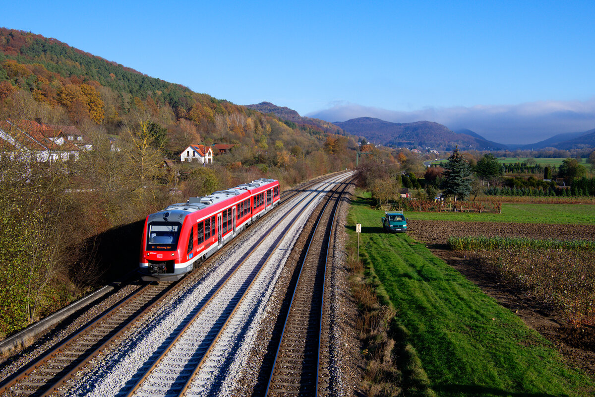 622 049 DB Regio als RB 58522 (Neuhaus (Pegnitz) - Nürnberg Hbf) bei Hersbruck rechts der Pegnitz, 09.11.2020