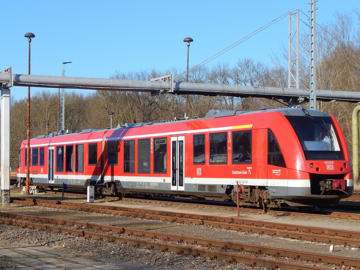 623 030 in Neubrandenburg am 18.03.2018 (Bild von einer öffentlich zugänglichen Straße aus gemacht.)