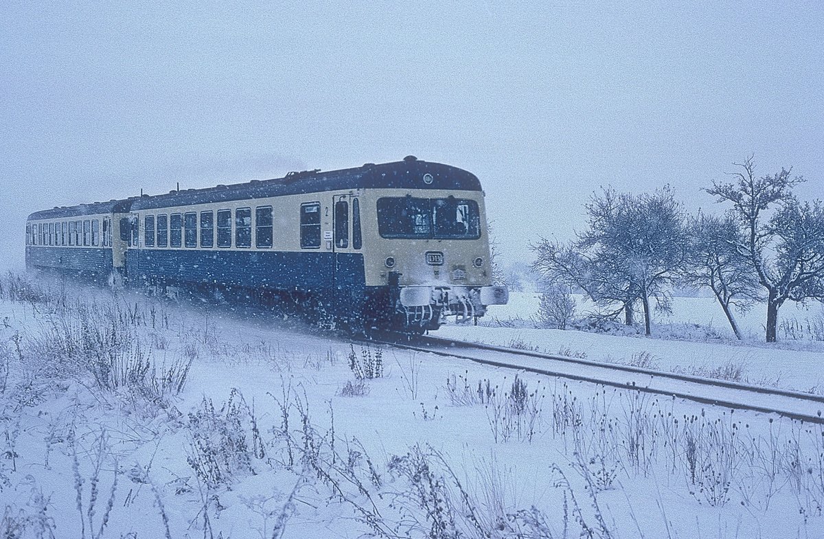 627 008 + 627 002  bei Eutingen  29.11.85