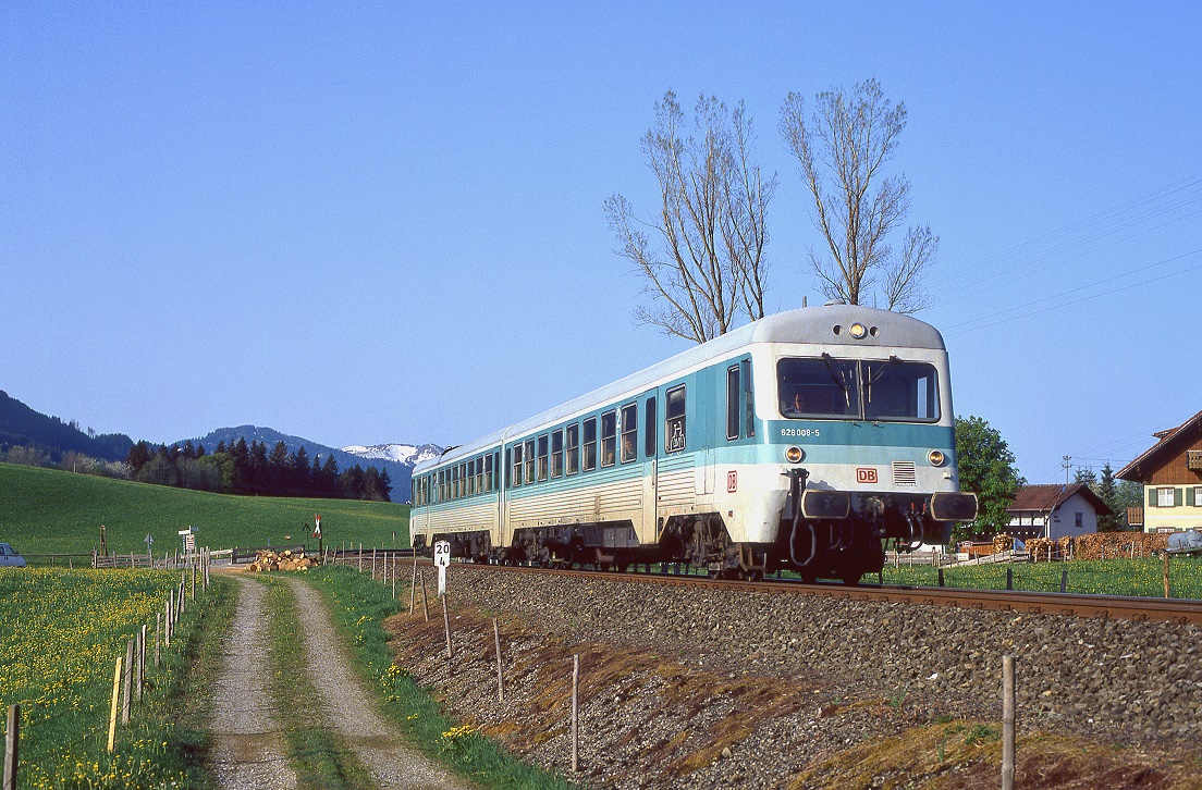 628 008, Wertachte-Haslach, RB5505, 05.05.2003.