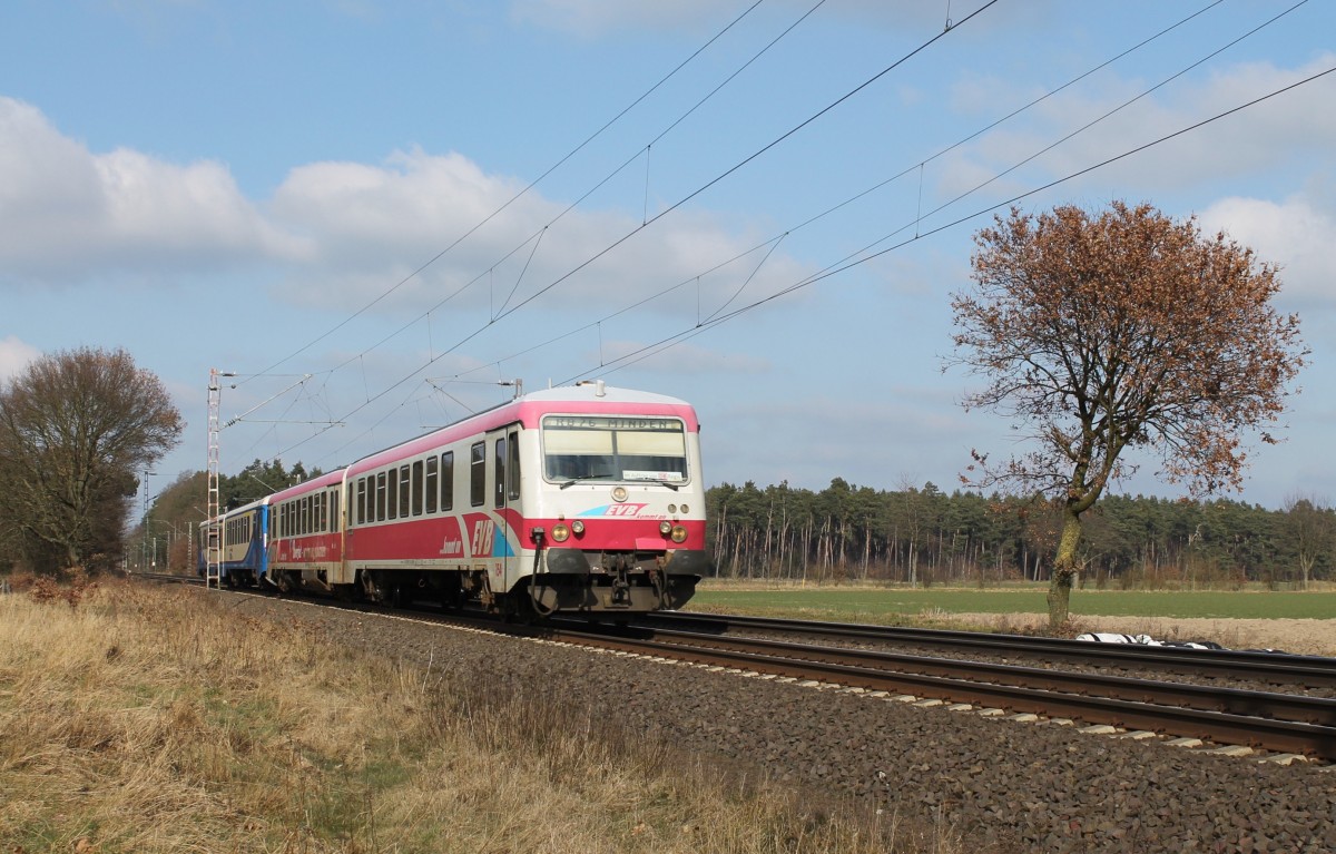 628 154-6 und 628 151-2 der EVB bei Rohrsen am 13.03.2016