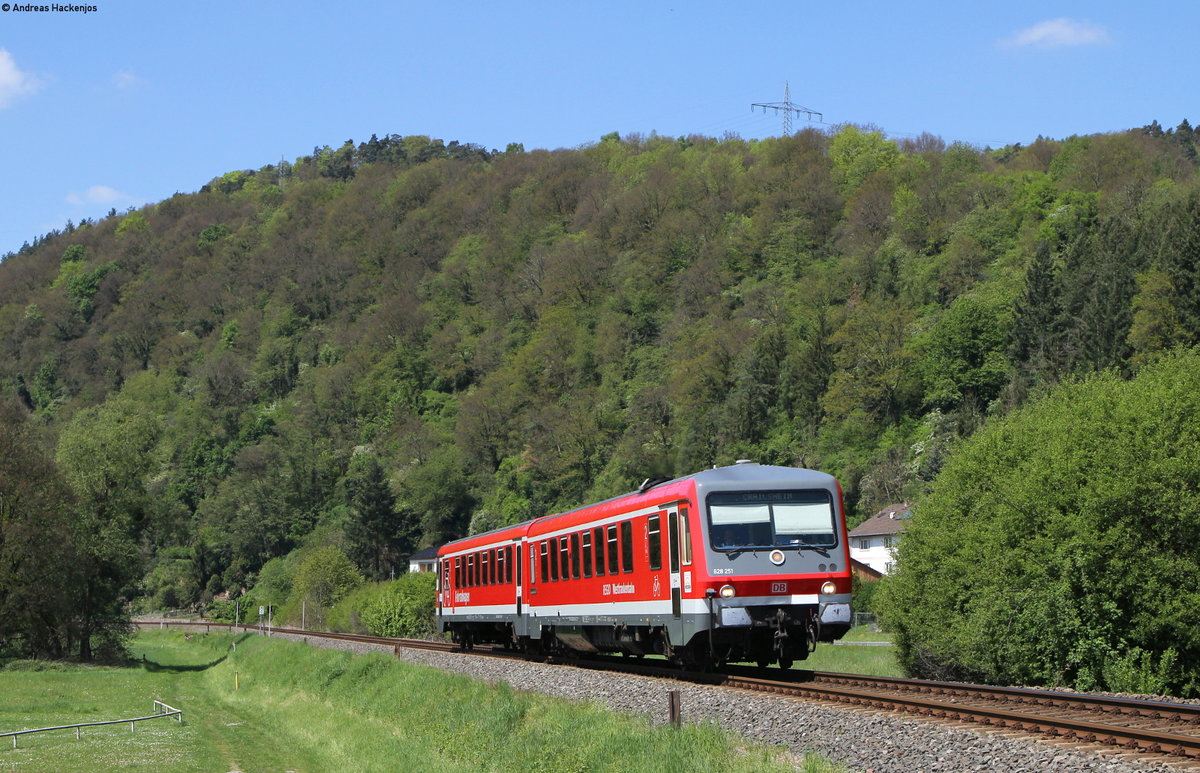 628 251-1 als RE 4385 (Aschaffenburg Hbf-Crailsheim) bei Faulbach 10.5.17