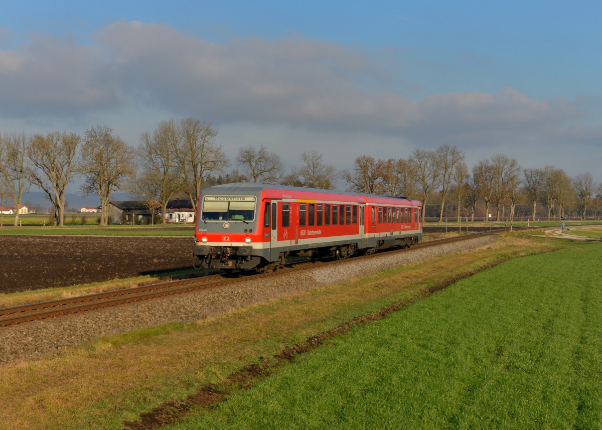 628 432 als RB nach Rosenheim am 14.12.2015 bei Heiligenstatt.
