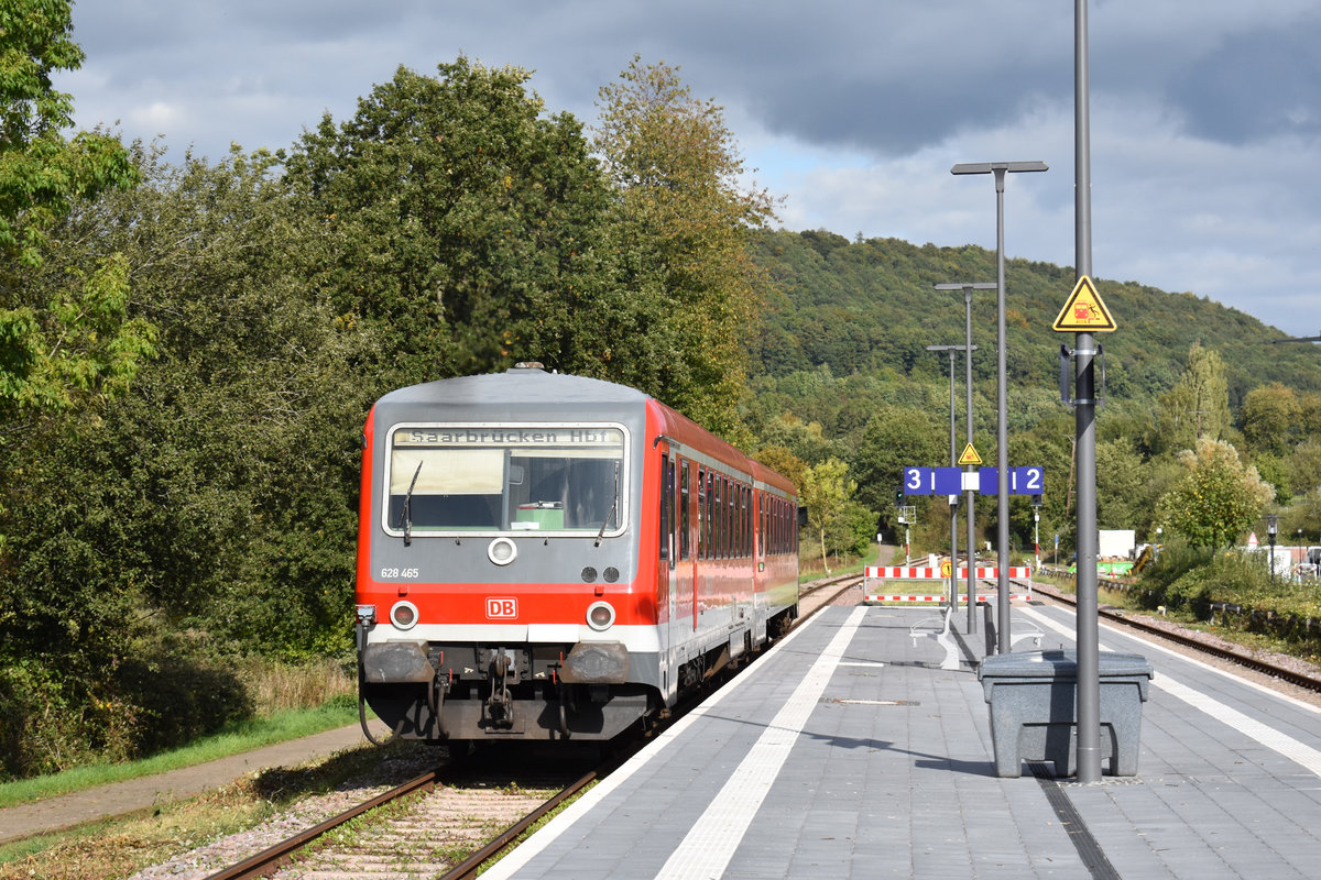628 465 Anfang Oktober 2019 als RB72 nach Saarbrücken Hbf in Eppelborn 