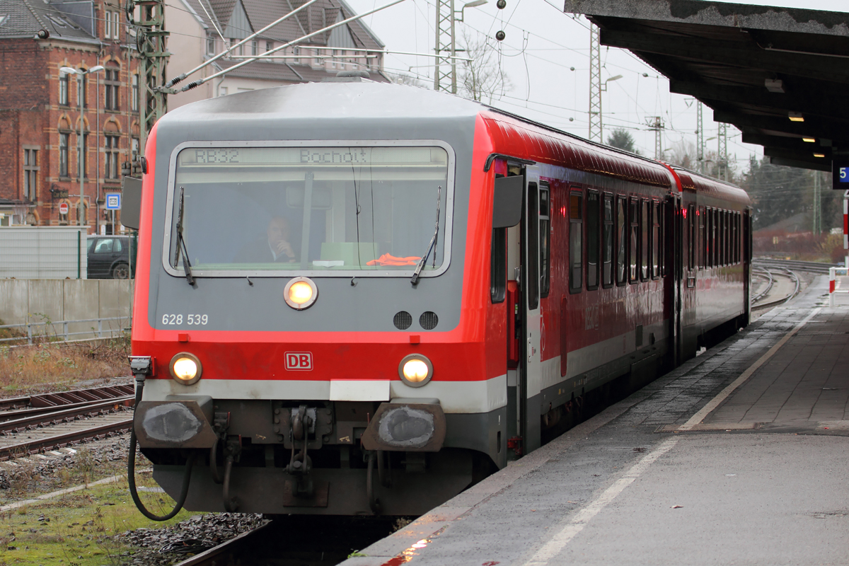 628 539 als RB 32 nach Bocholt in Wesel 2.1.2014