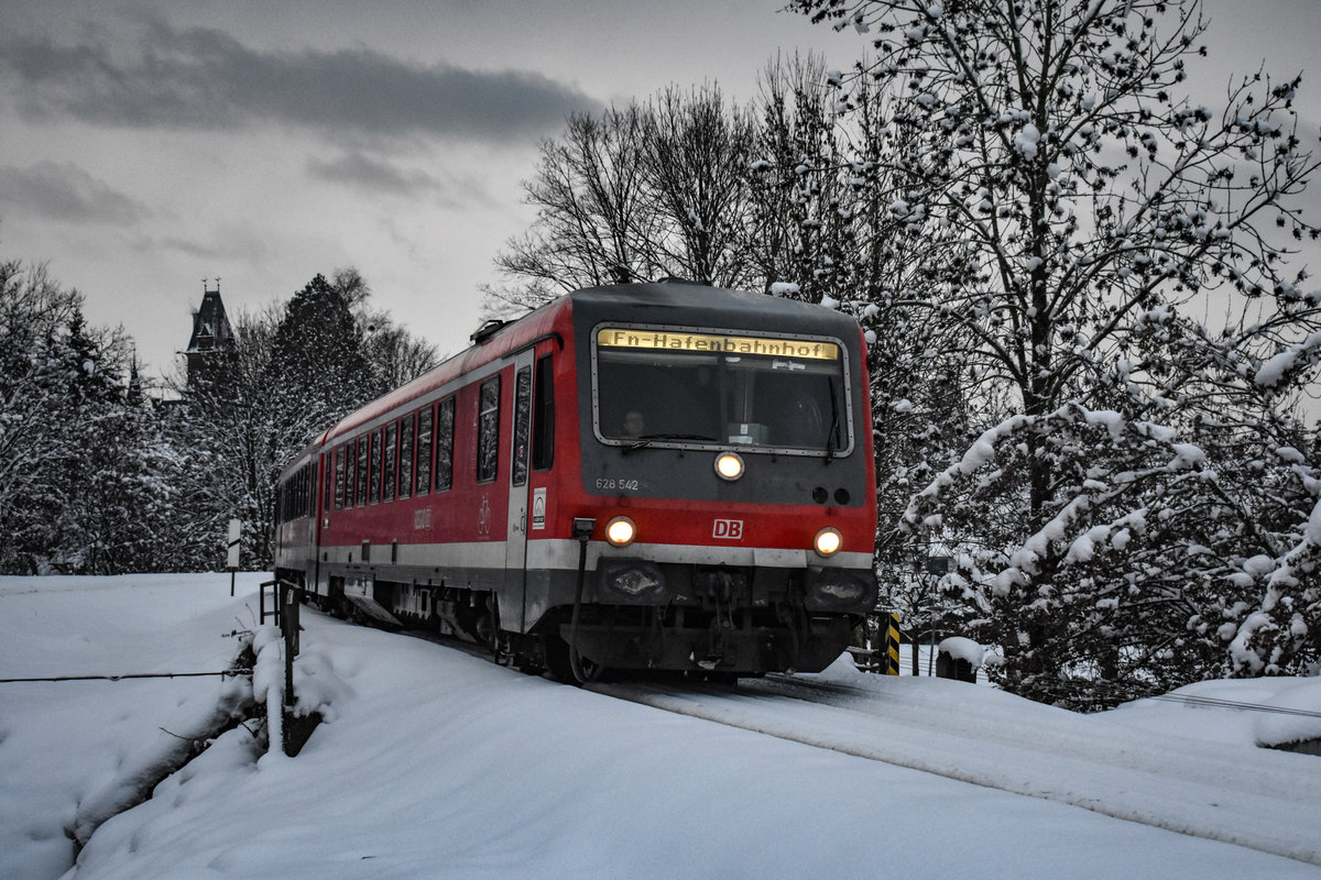628 542 bei der einfahrt in Lindau-Aeschach als RB nach Friedrichshafen Hafen, Januar 2019