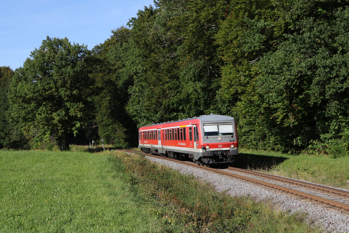 628 629 aus Prien kommend am 1. Oktober 2021 bei Umratshausen.