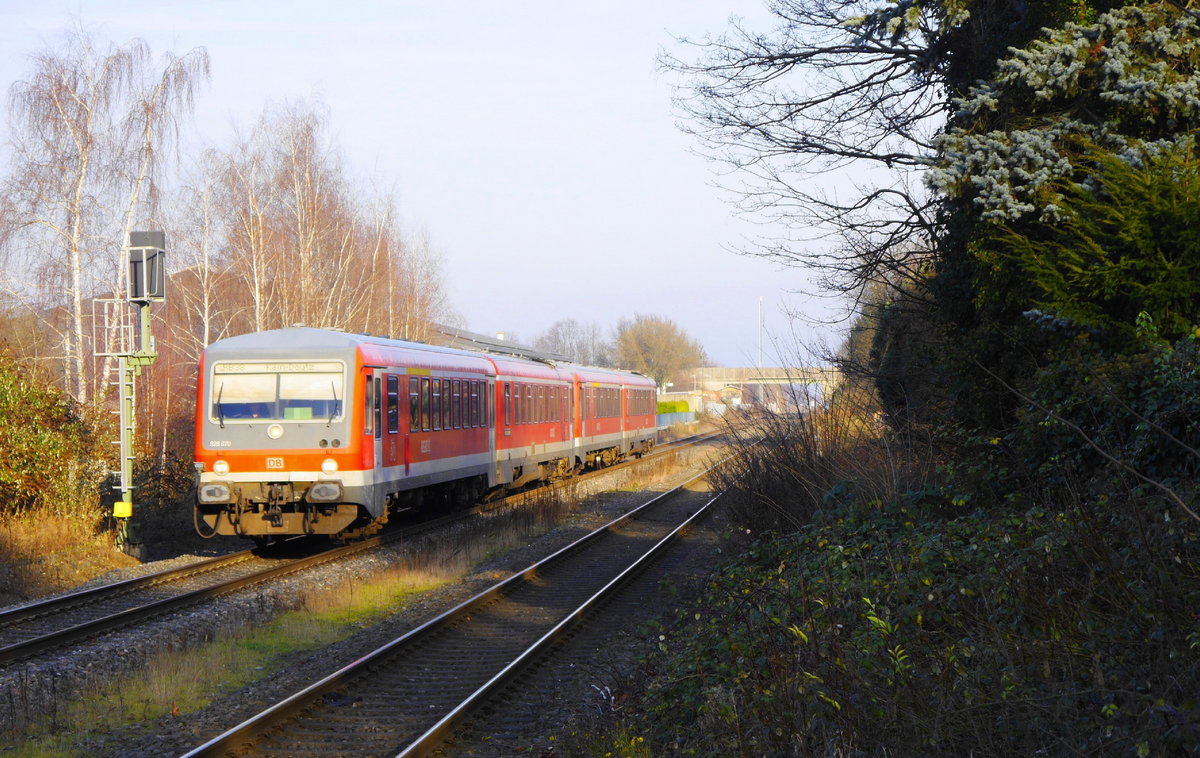 628 670 und 664 als RB 38 Düsseldorf - Bedburg - Köln bei Grevenbroich-Kapellen, 16.12.16.