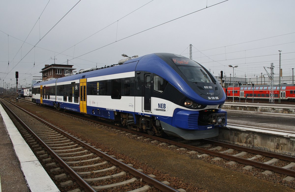 632 021-1 fährt am 11.3.2017 als RB12 (RB61111) von Berlin Ostkreuz nach Templin Stadt in Berlin Lichtenberg ein.