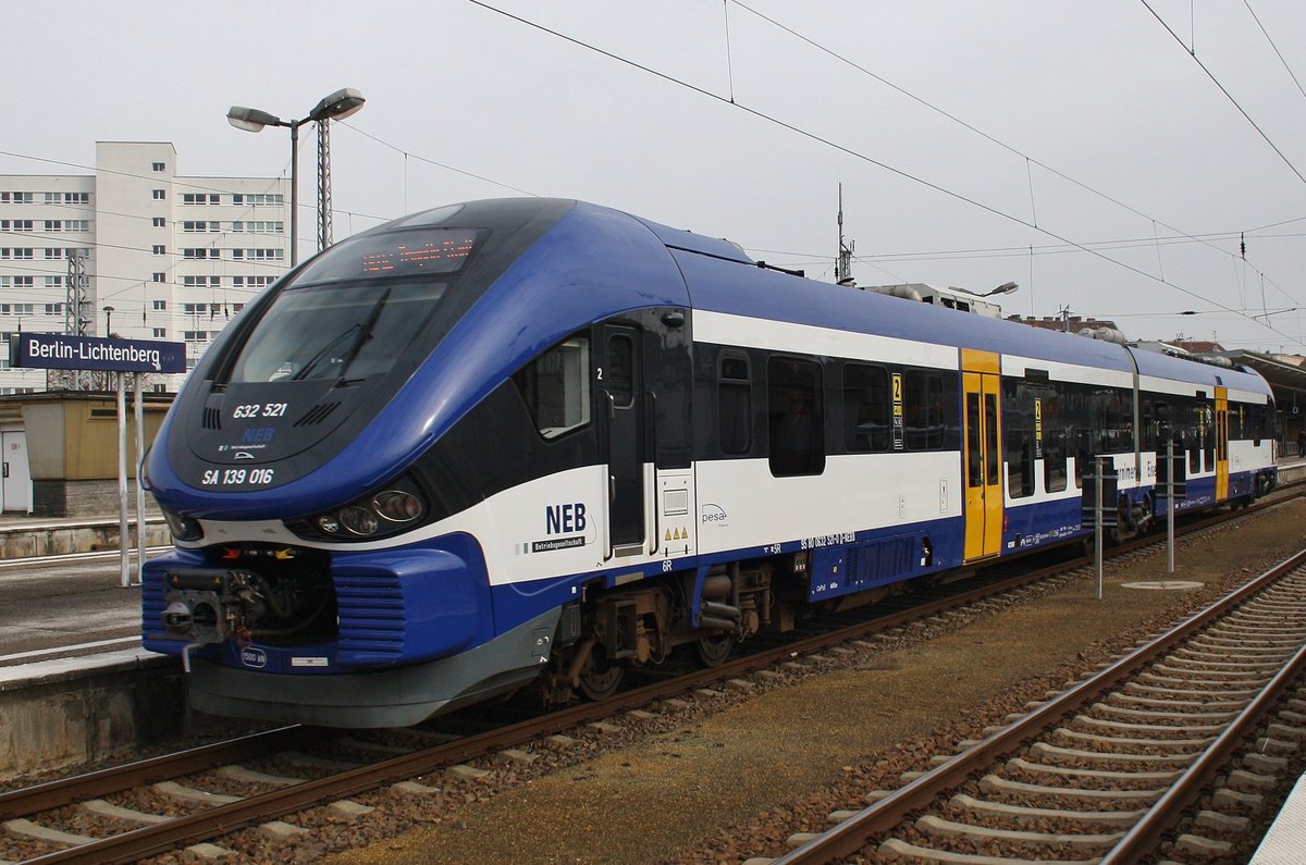 632 521-0 erreicht am 11.3.2017 als RB12 (RB61111) von Berlin Ostkreuz nach Templin Stadt den Bahnhof Berlin Lichtenberg.