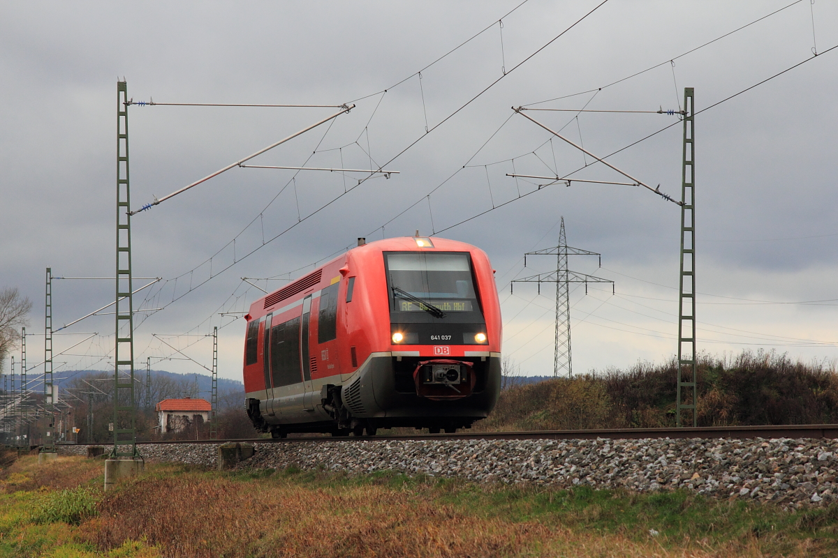 641 037 DB Regio bei Gruben am 21.11.2015.