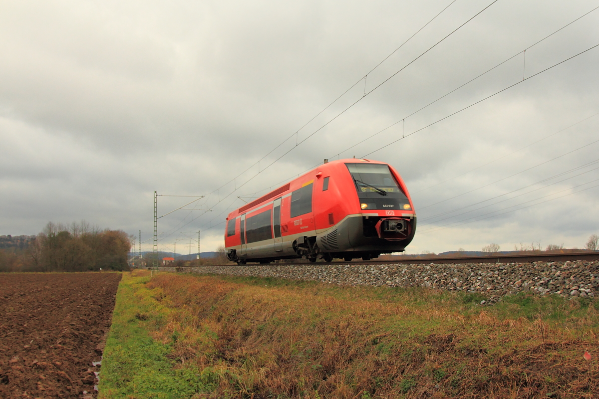 641 037 DB Regio bei Gruben am 21.11.2015.