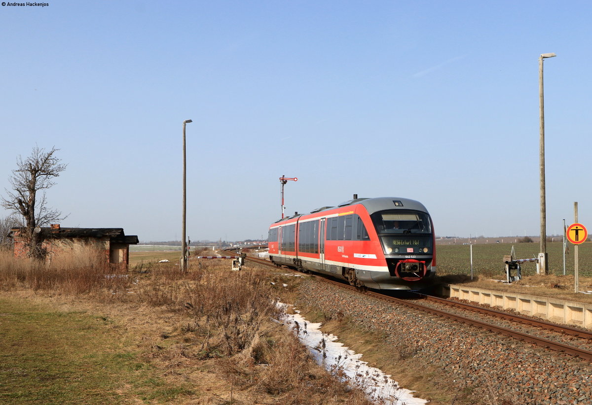 642 022 als RE 16575 (Nordhausen-Erfurt Hbf) in Hohenebra Ort 24.2.21