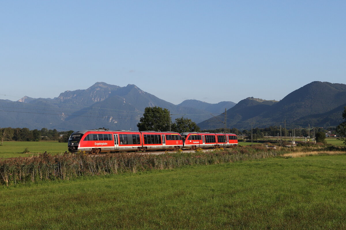642 058 von der  Erzgebirgsbahn  am 2. September 2021 bei Bernau am Chiemsee.
