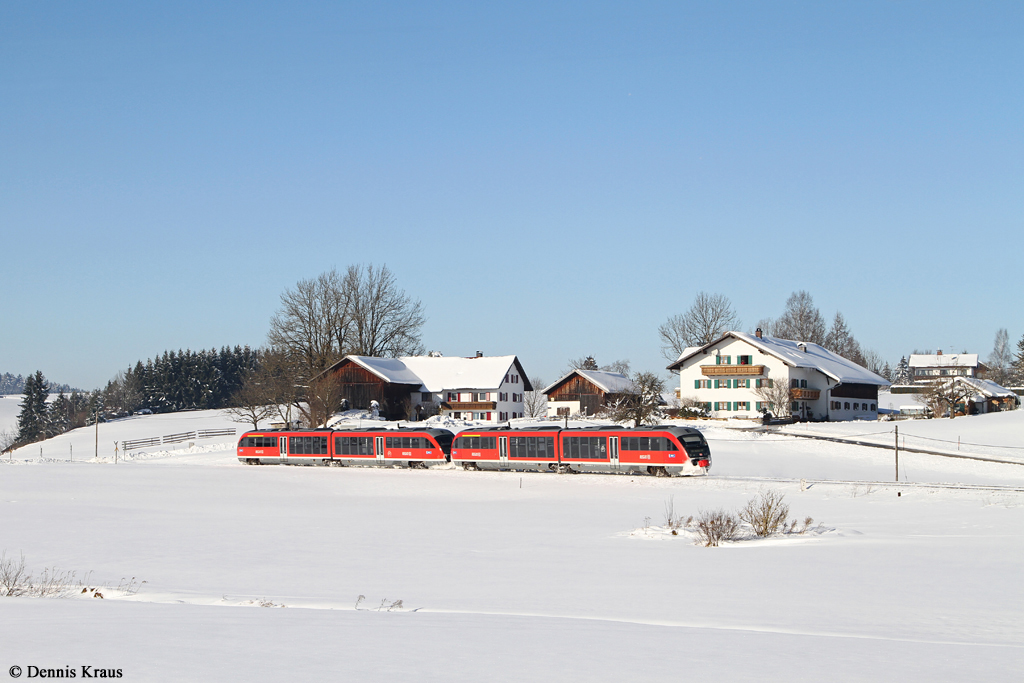 642 122 als RB 57345 am 01.01.2015 bei Seeg.