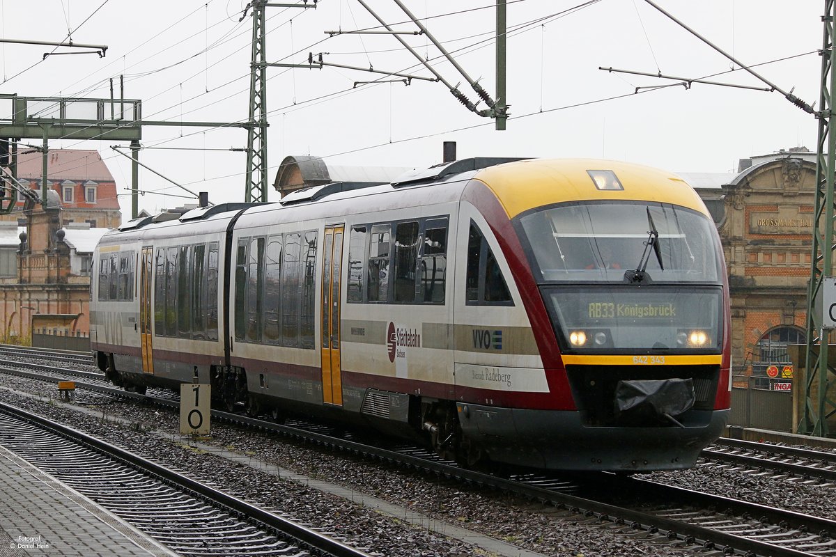 642 343 als RB33 in Dresden Mitte, am 07.04.2017.