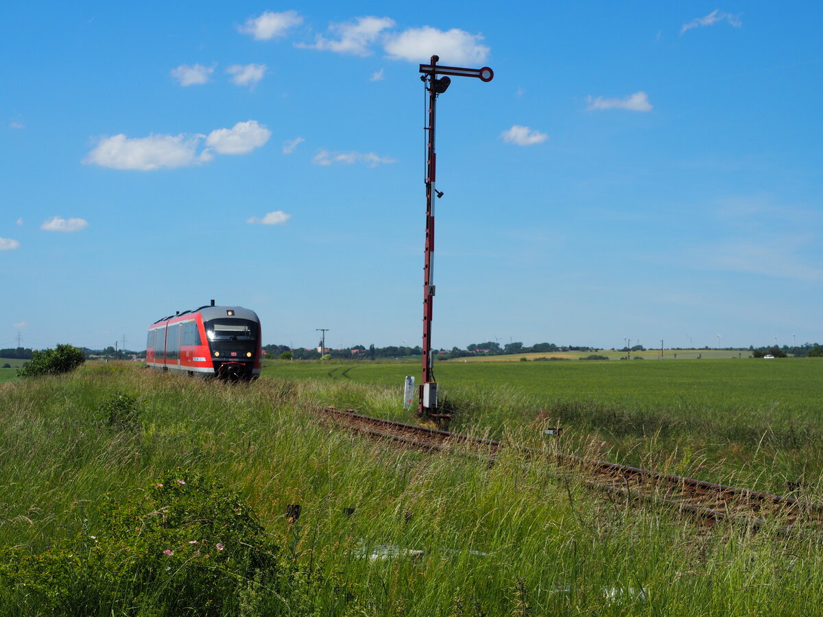 642 522 erreicht als RE 56  Hohenebra Ort  Richtung Erfurt am 15.06.2022.