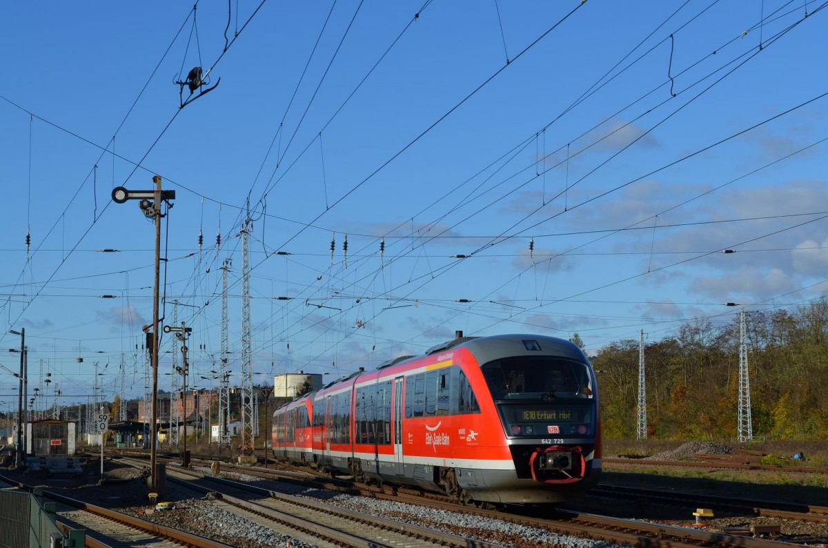 642 729 & 642 225 fährt durch Sangerhausen als RE 10 in Richtung Erfurt Hbf 09.11.2013  
