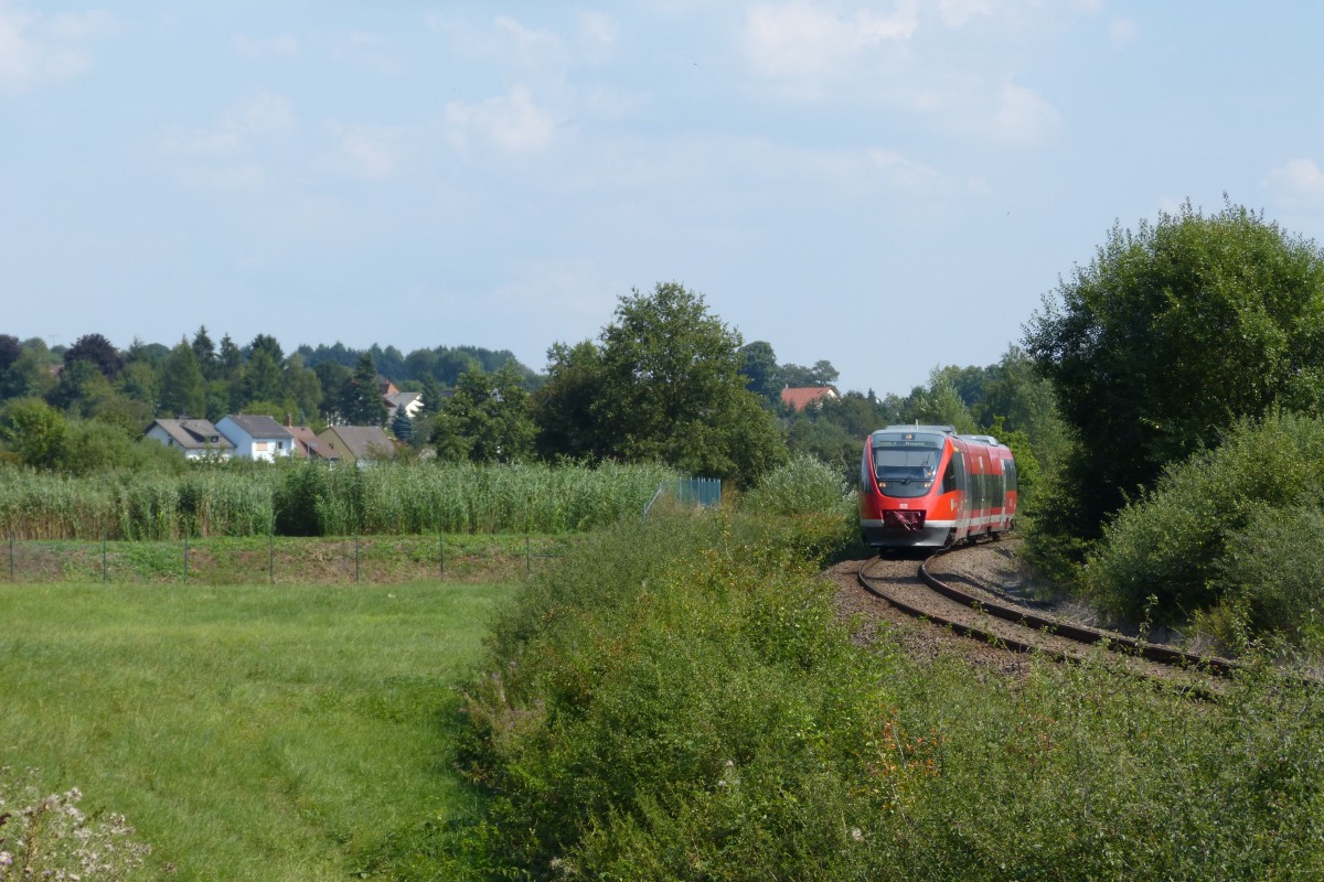 643 523 mit RB nach Kusel am 30.8.13 bei Obermohr