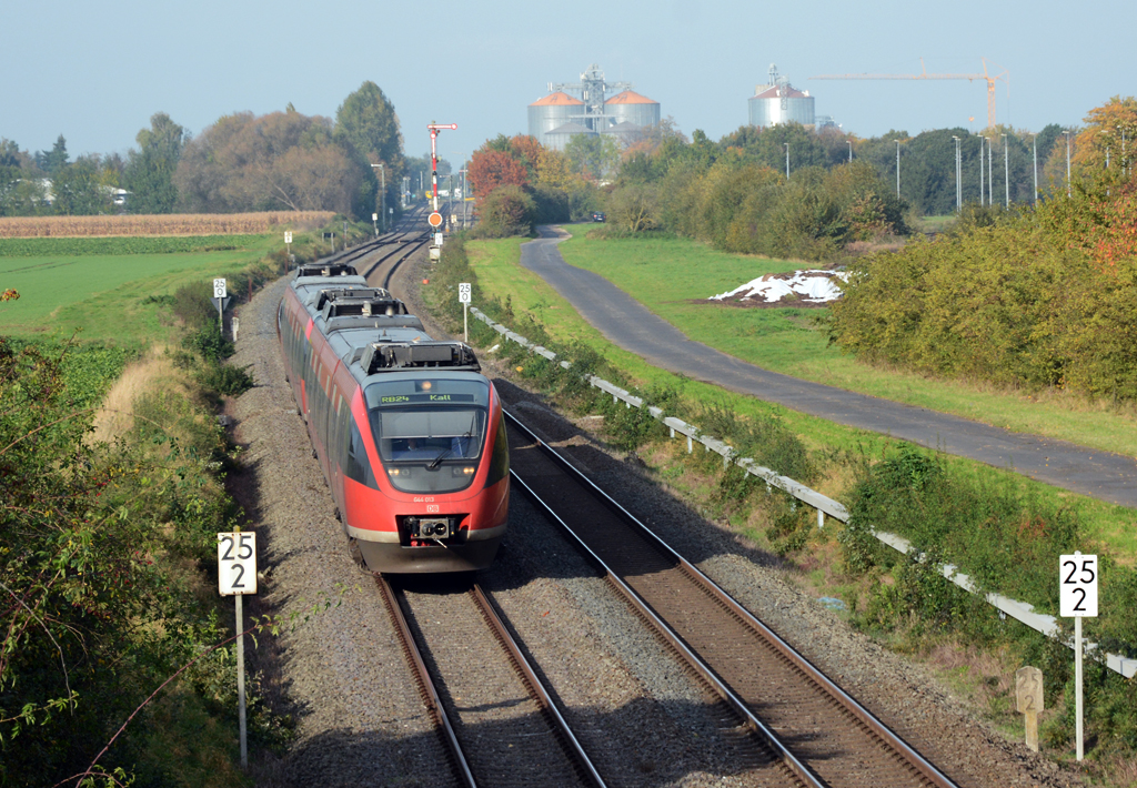644 013 RB24 nach Kall zwischen Derkum und Euskirchen - 27.10.2014