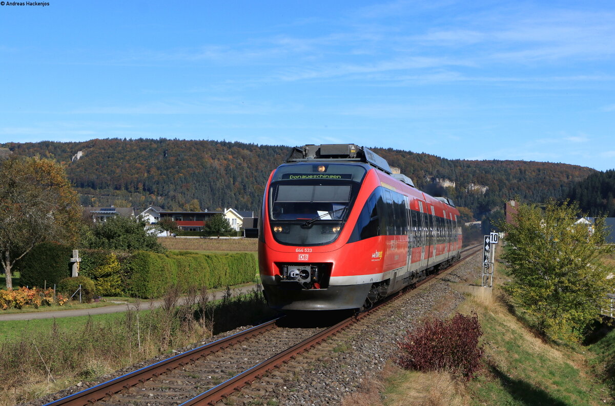 644 033-2 als RE 3214 (Ulm Hbf-Donaueschingen) bei Stetten 18.10.21