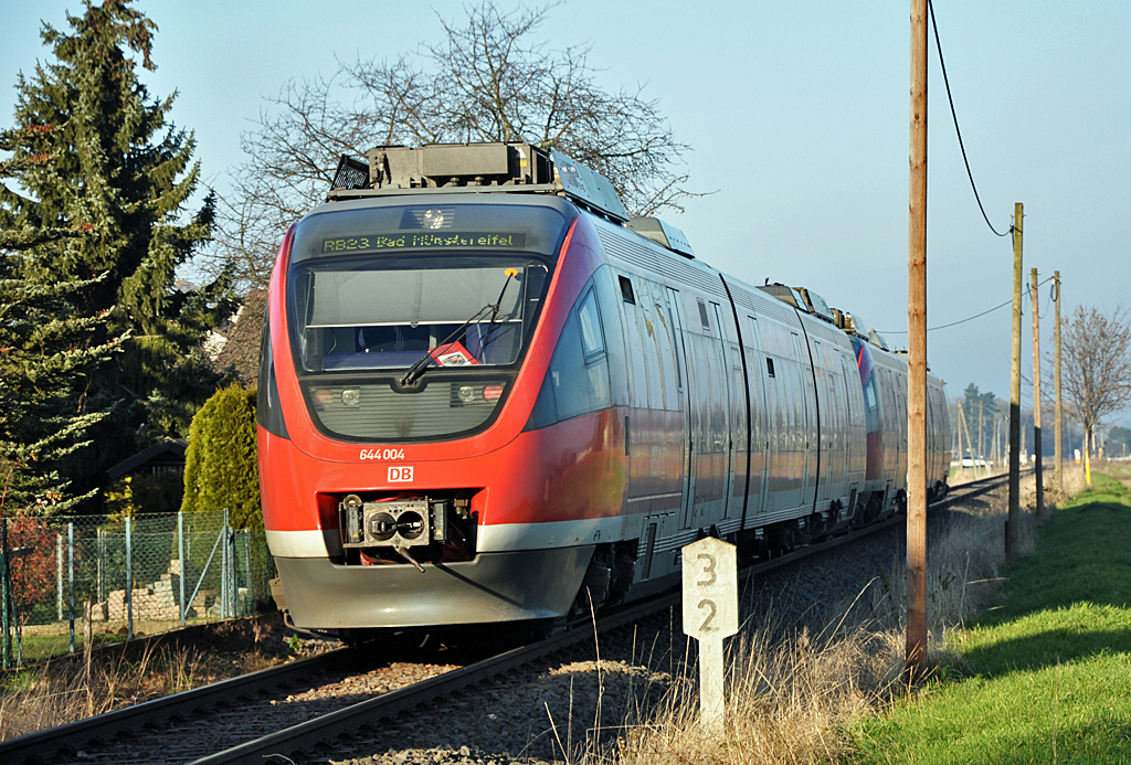 644 039/... 004 RB23 von Bad Münstereifel nach Euskirchen bei Eu-Roitzheim - 07.12.2013